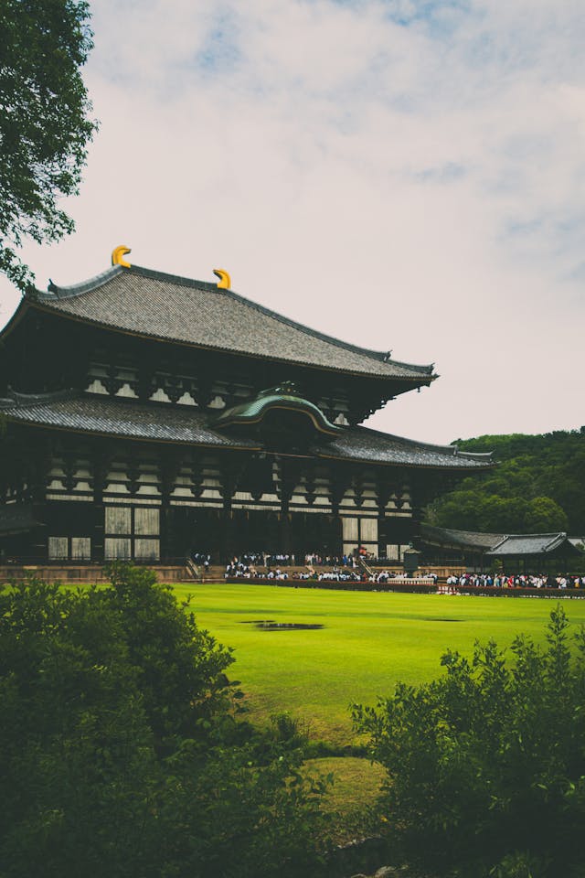 10-Day Japan Itinerary for First-Timers View of the Todai-ji Temple